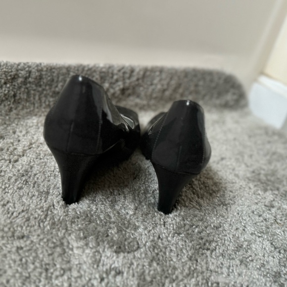 Jessica Simpson Slip on Wedge. Size 7.5 - Picture 8 of 8